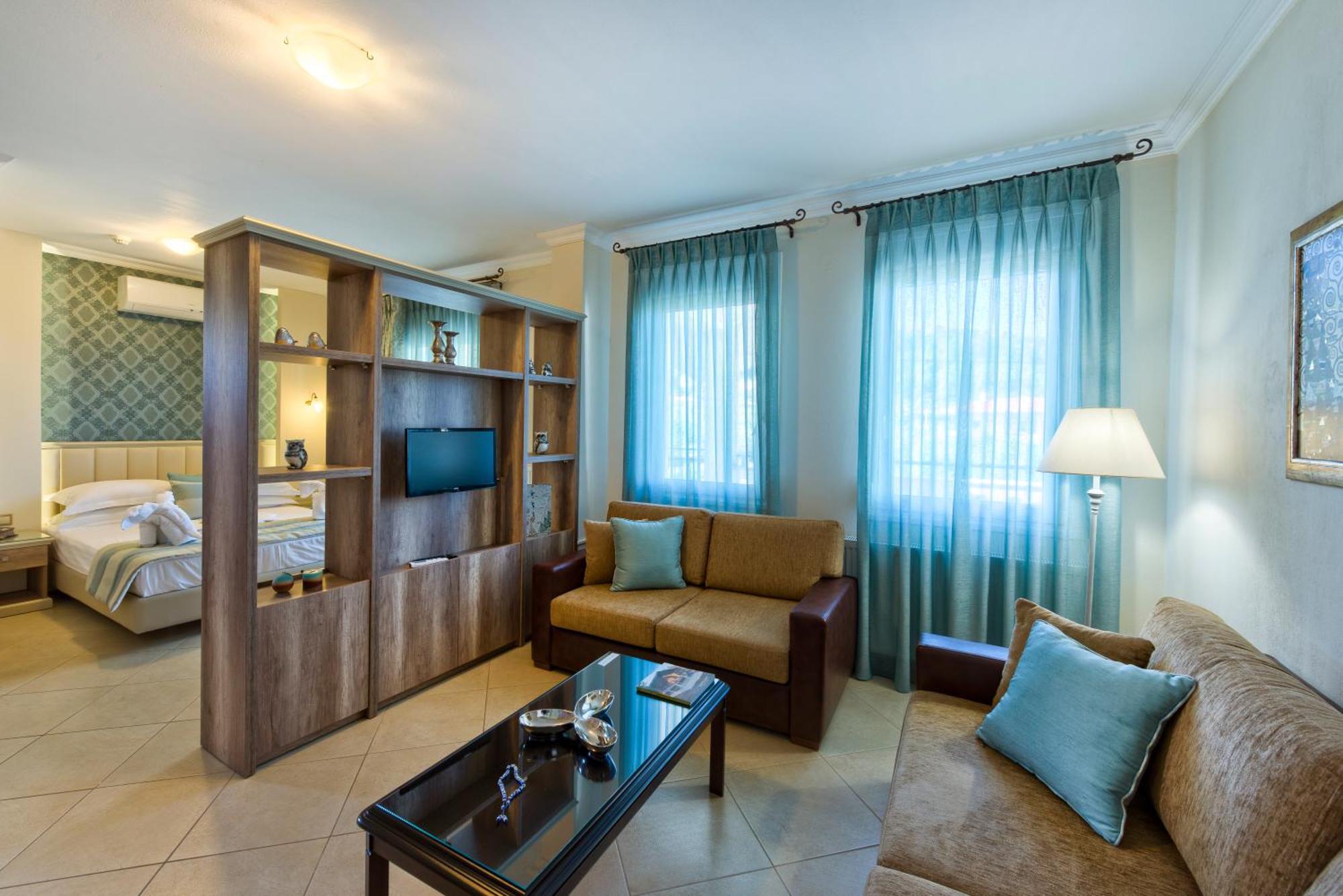 Mandani Villa Luxury Apartments 리메나스 외부 사진