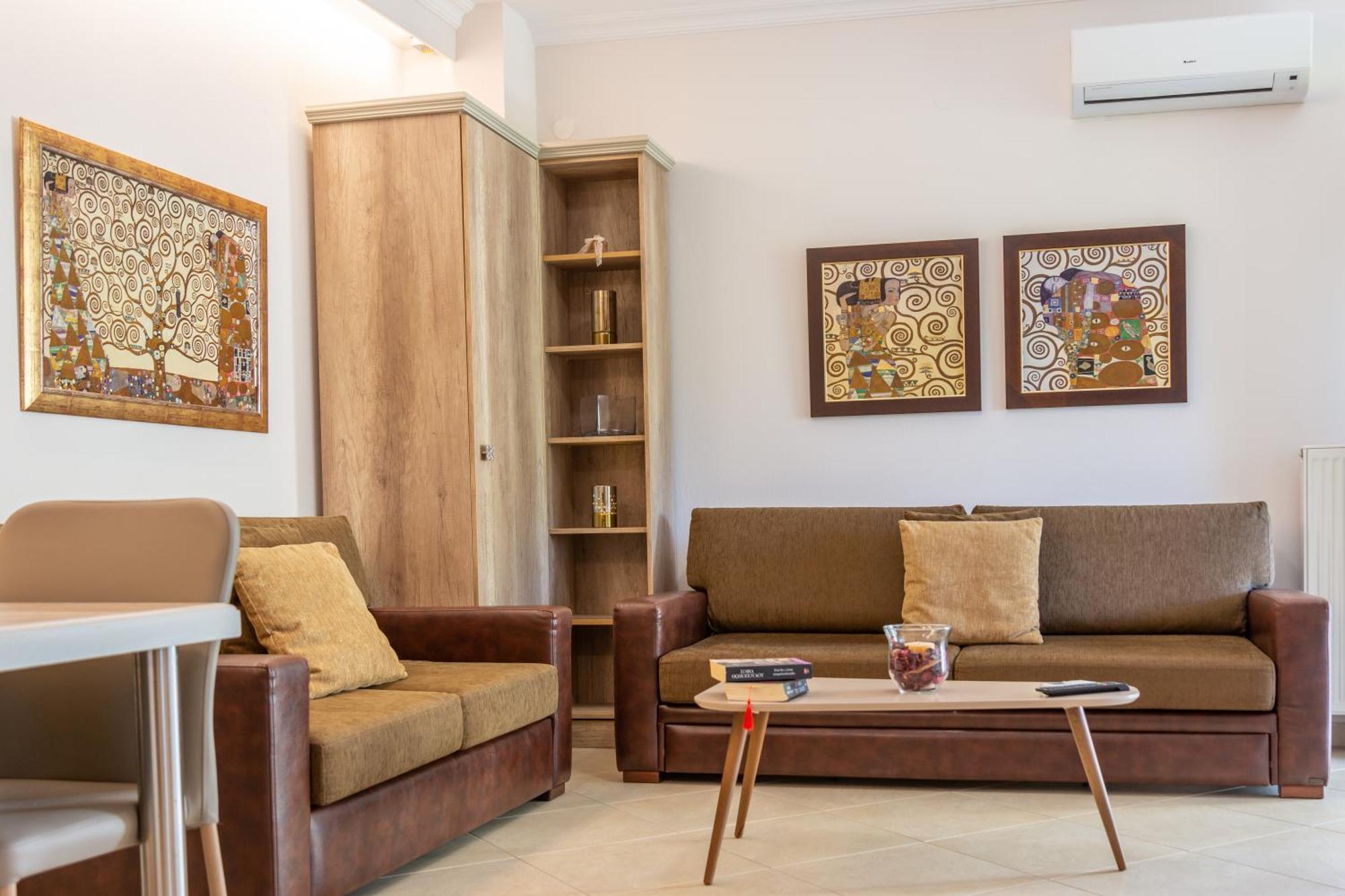 Mandani Villa Luxury Apartments 리메나스 외부 사진