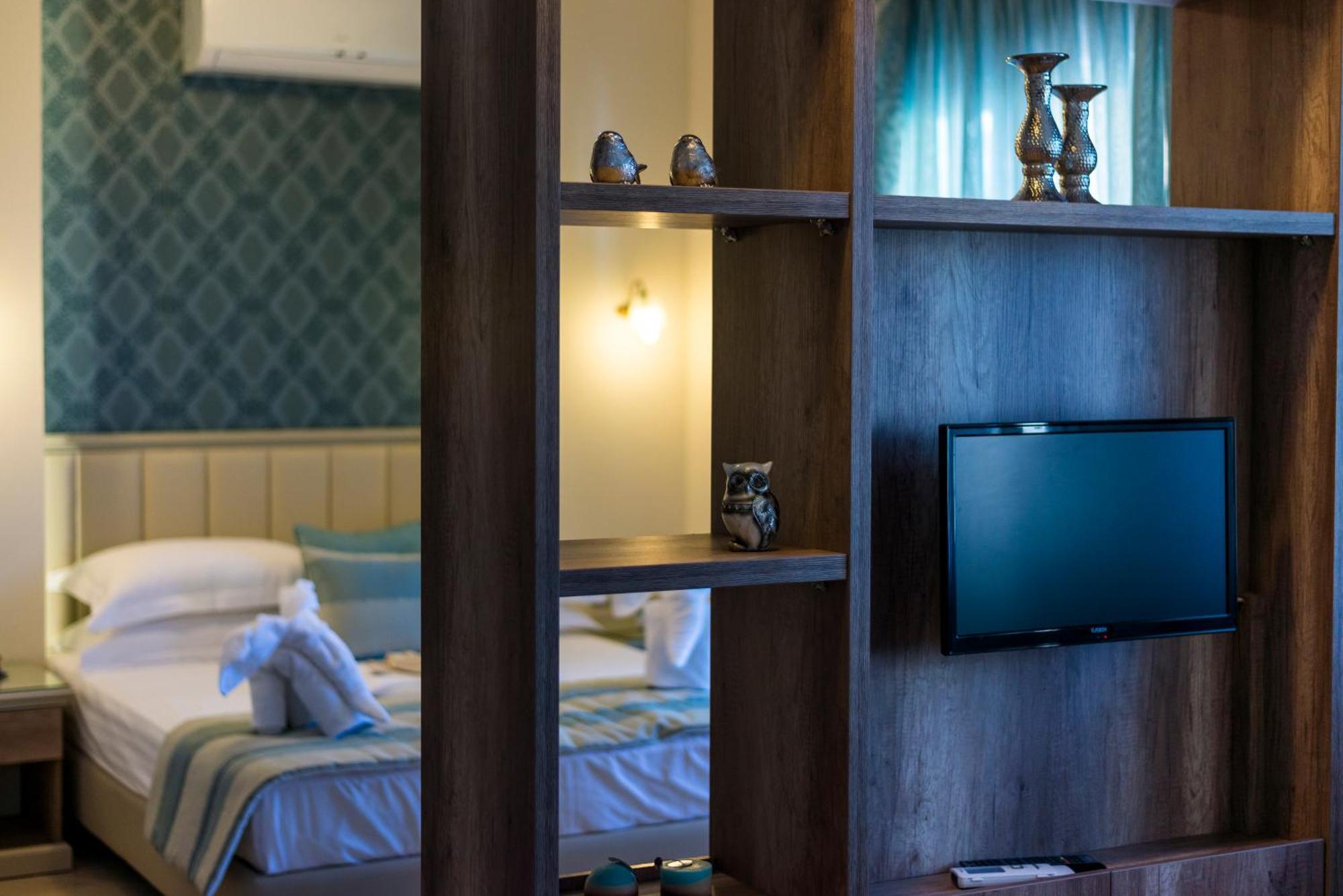 Mandani Villa Luxury Apartments 리메나스 외부 사진