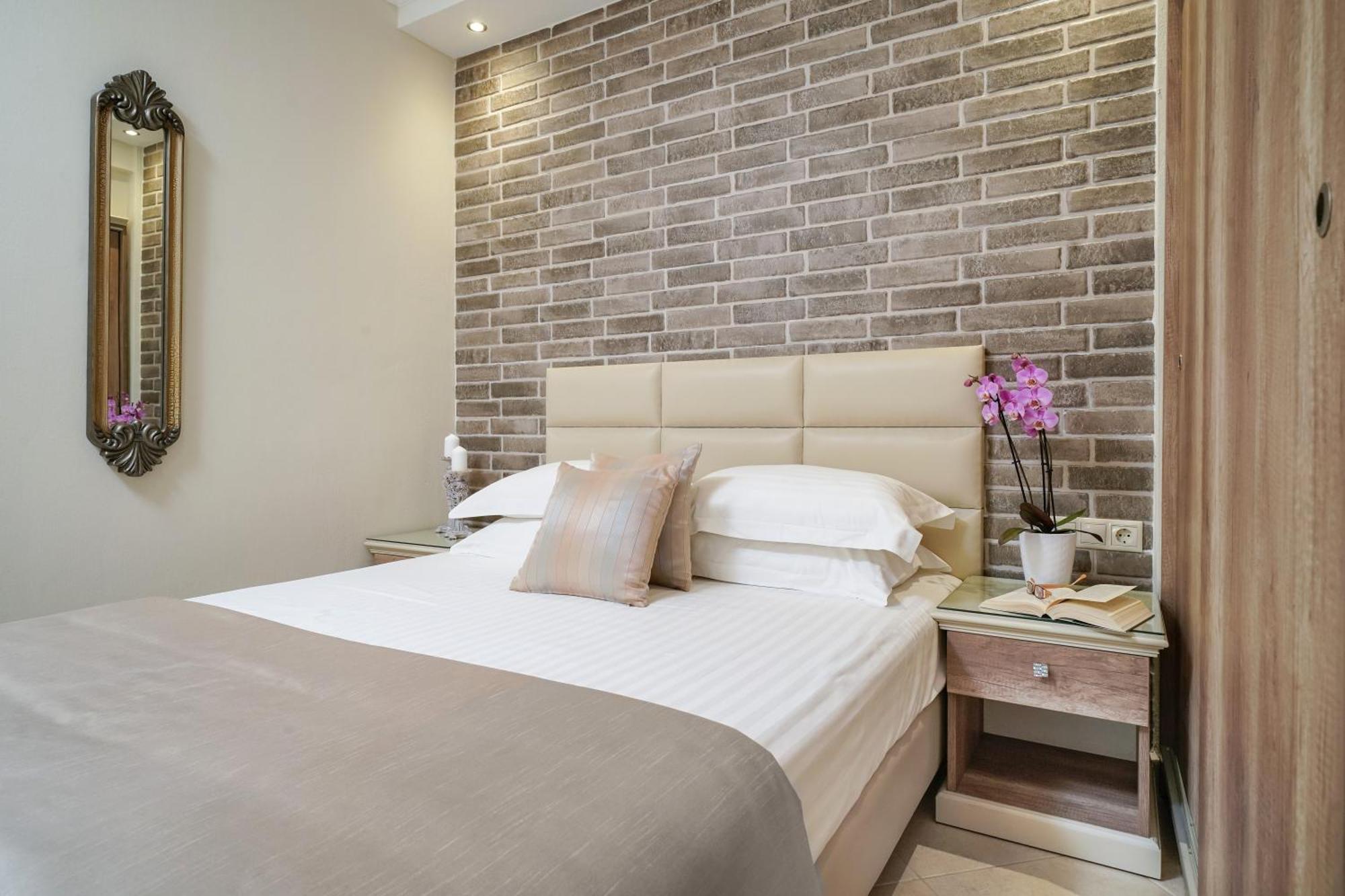 Mandani Villa Luxury Apartments 리메나스 외부 사진